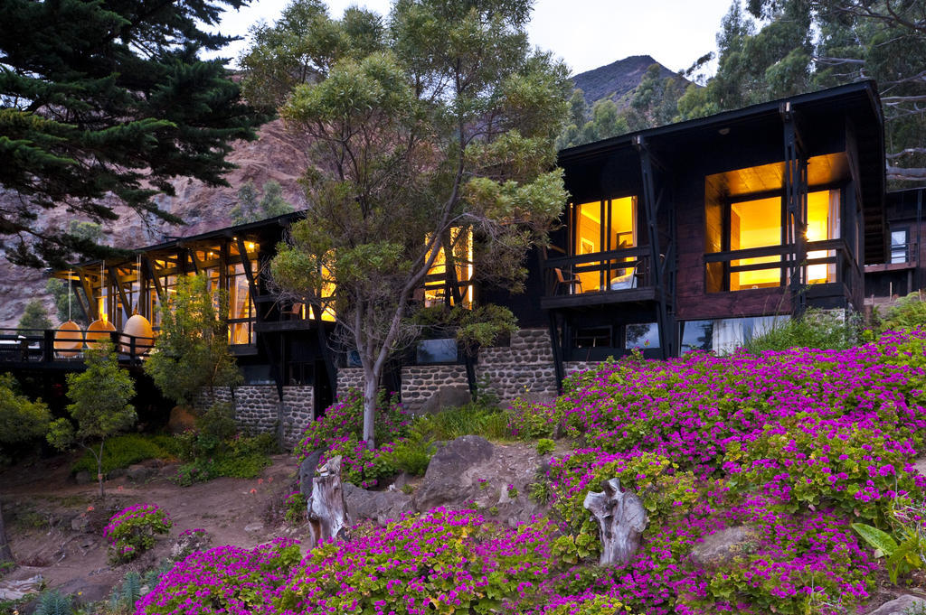 Crusoe Island Lodge Juan Fernandez Bagian luar foto